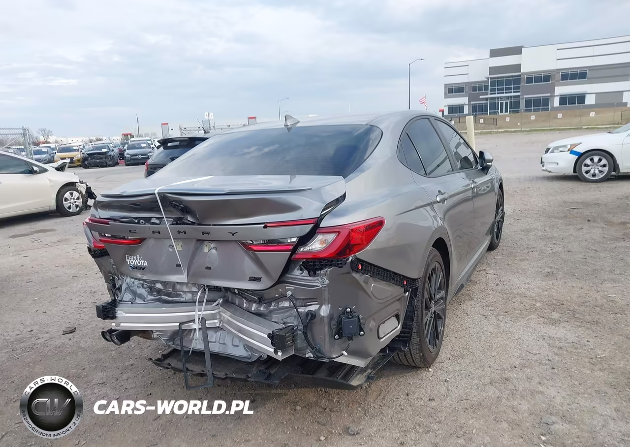 2026 Toyota Camry Se VIN:4T1DAACK7TU660286 - 4