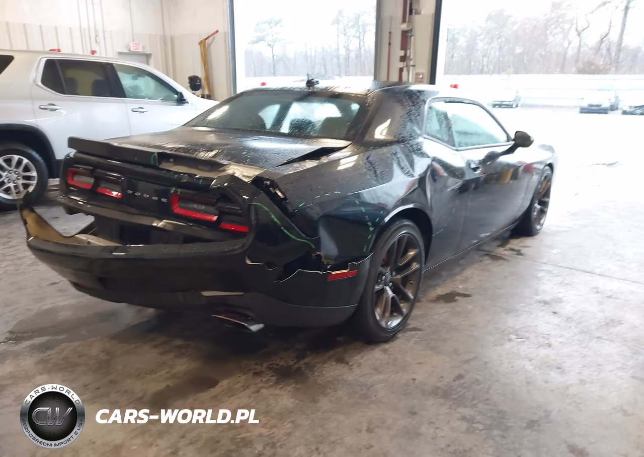 2022 Dodge Challenger R-T Scat Pack VIN:2C3CDZFJ5NH188530 - 4