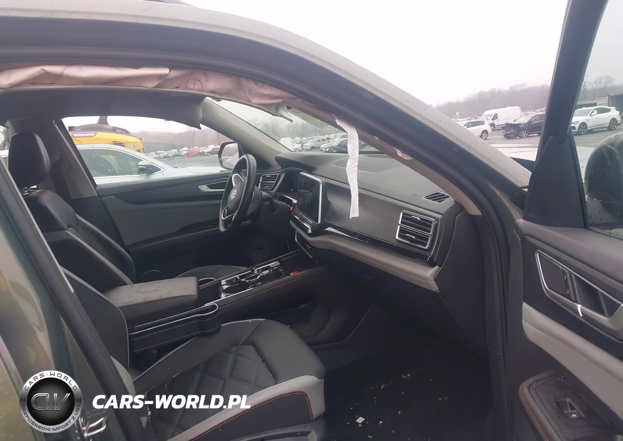 2025 Volkswagen Atlas 2.0T Peak Edition VIN:1V2CR2CA4SC502321 - 5