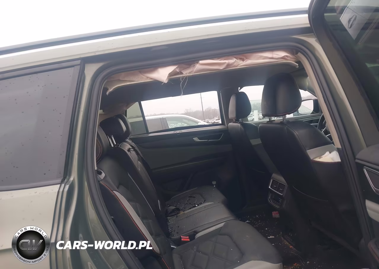 2025 Volkswagen Atlas 2.0T Peak Edition VIN:1V2CR2CA4SC502321 - 8