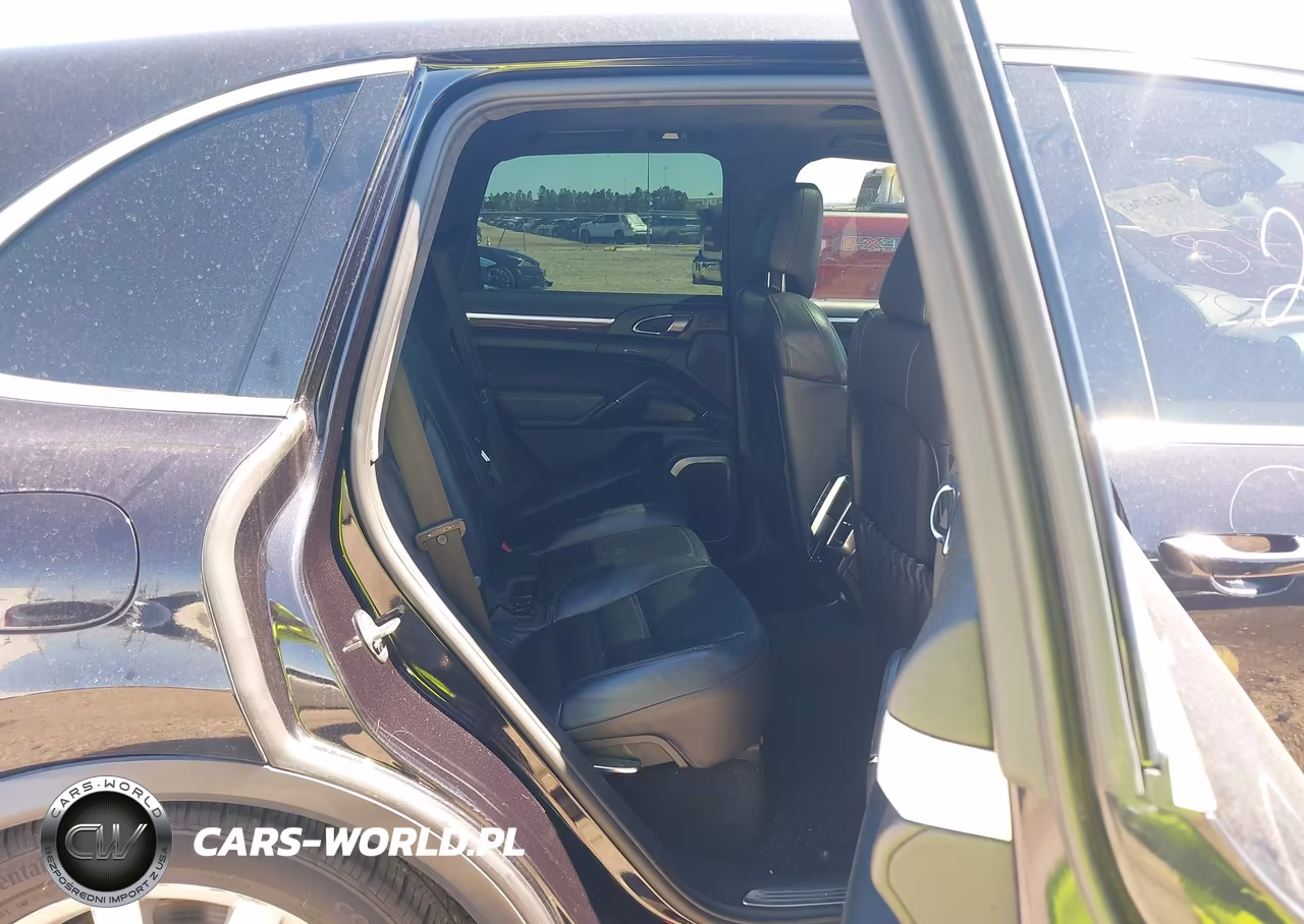 2011 Porsche Cayenne Turbo VIN:WP1AC2A2XBLA81323 - 8