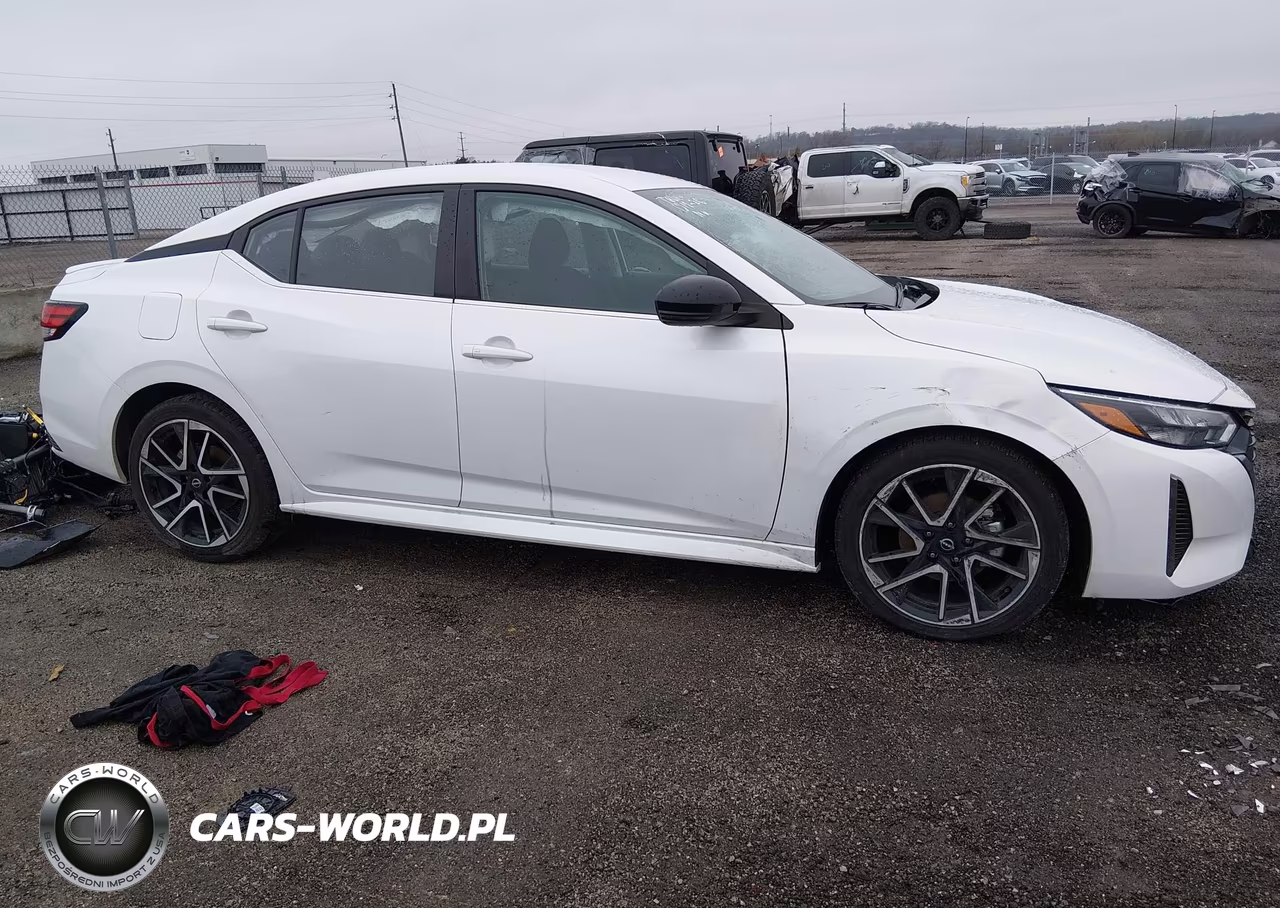 2025 Nissan Sentra Sr VIN:3N1AB8DV4SY365912 - 14