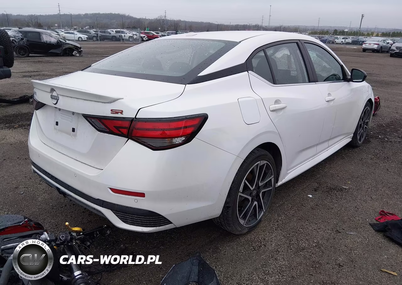 2025 Nissan Sentra Sr VIN:3N1AB8DV4SY365912 - 4