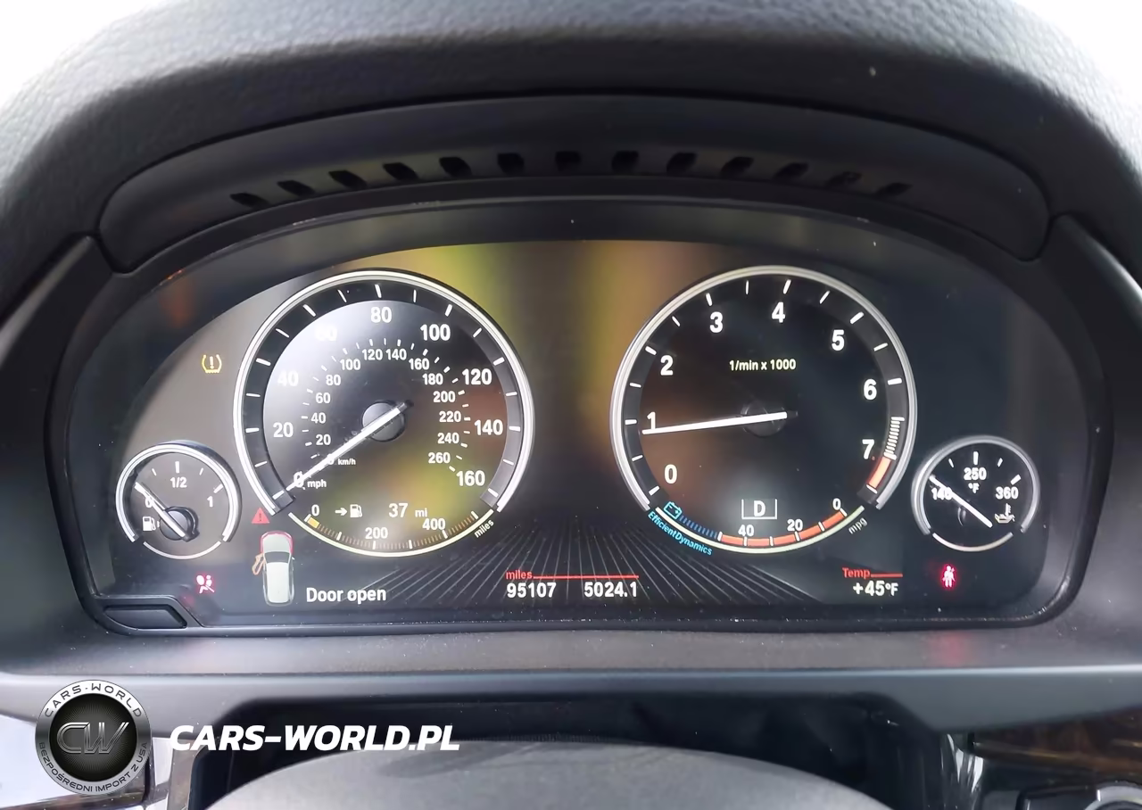 2016 BMW X5 xDrive35I VIN:5UXKR0C58G0S87926 - 7