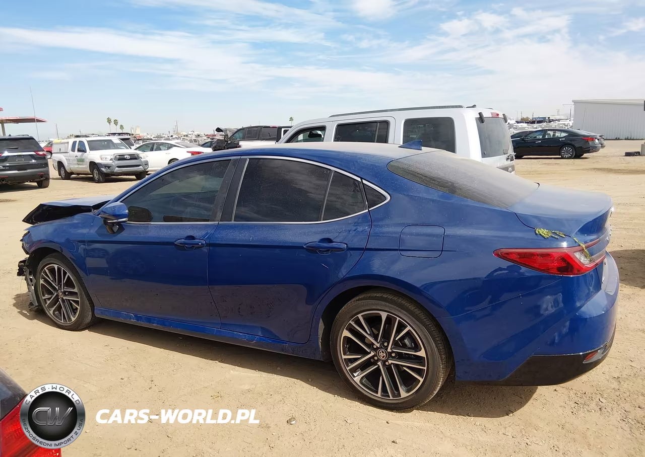 2025 Toyota Camry Xle VIN:4T1DAACK1SU051919 - 13