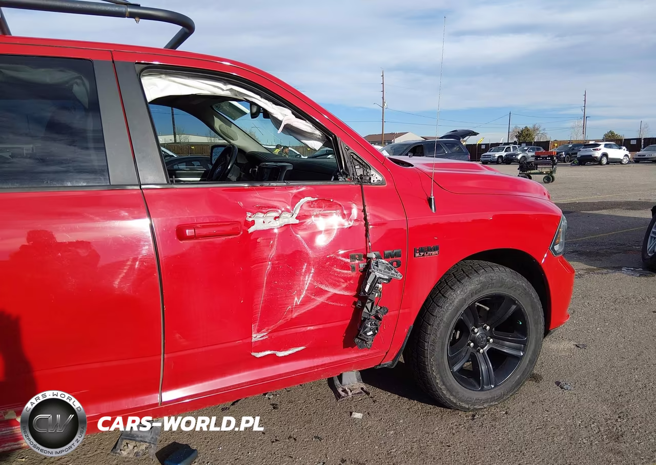 2017 Ram 1500 Night 4X4 5'7 Box VIN:1C6RR7MTXHS705275 - 6