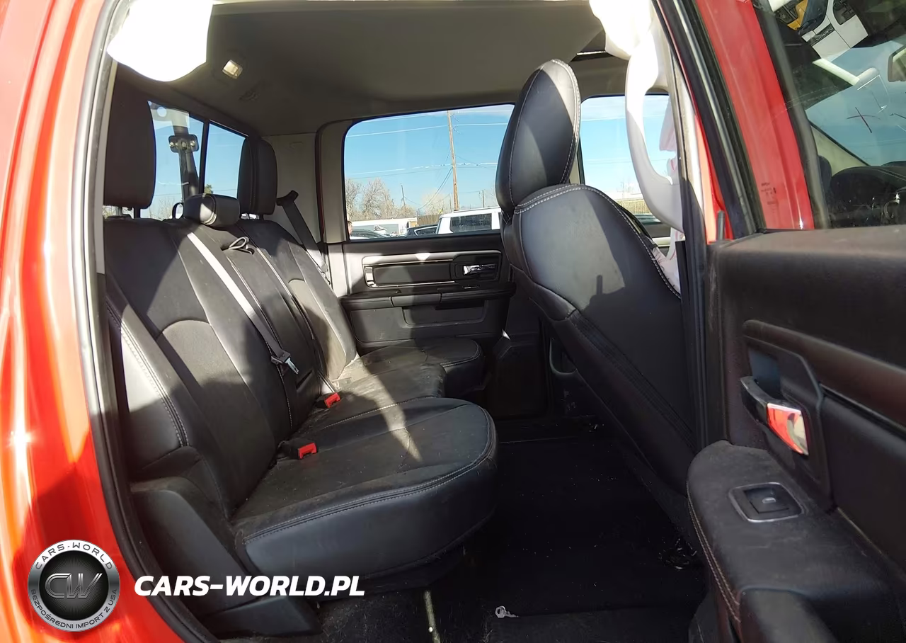 2017 Ram 1500 Night 4X4 5'7 Box VIN:1C6RR7MTXHS705275 - 8