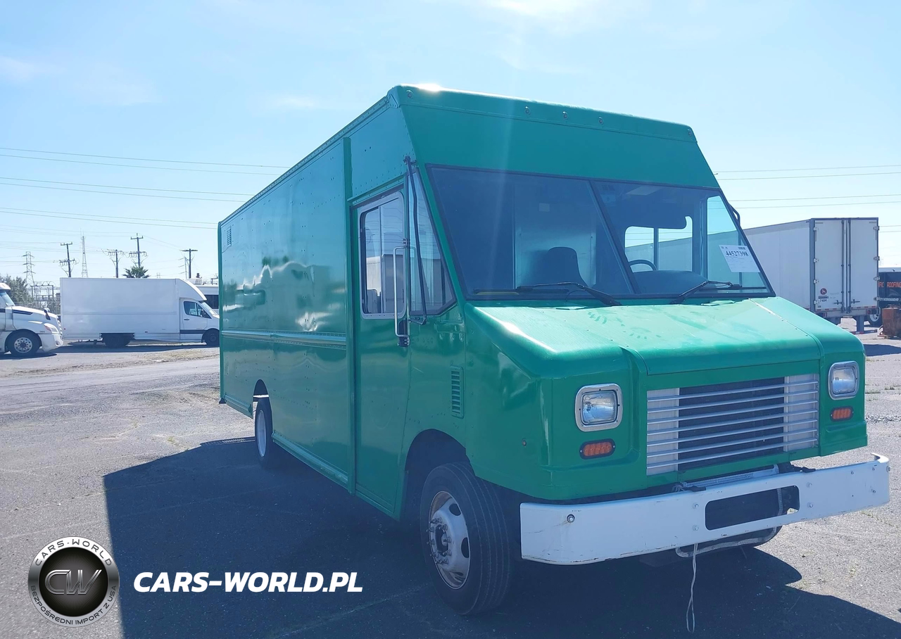 2014 Ford F-59 Commercial Stripped
