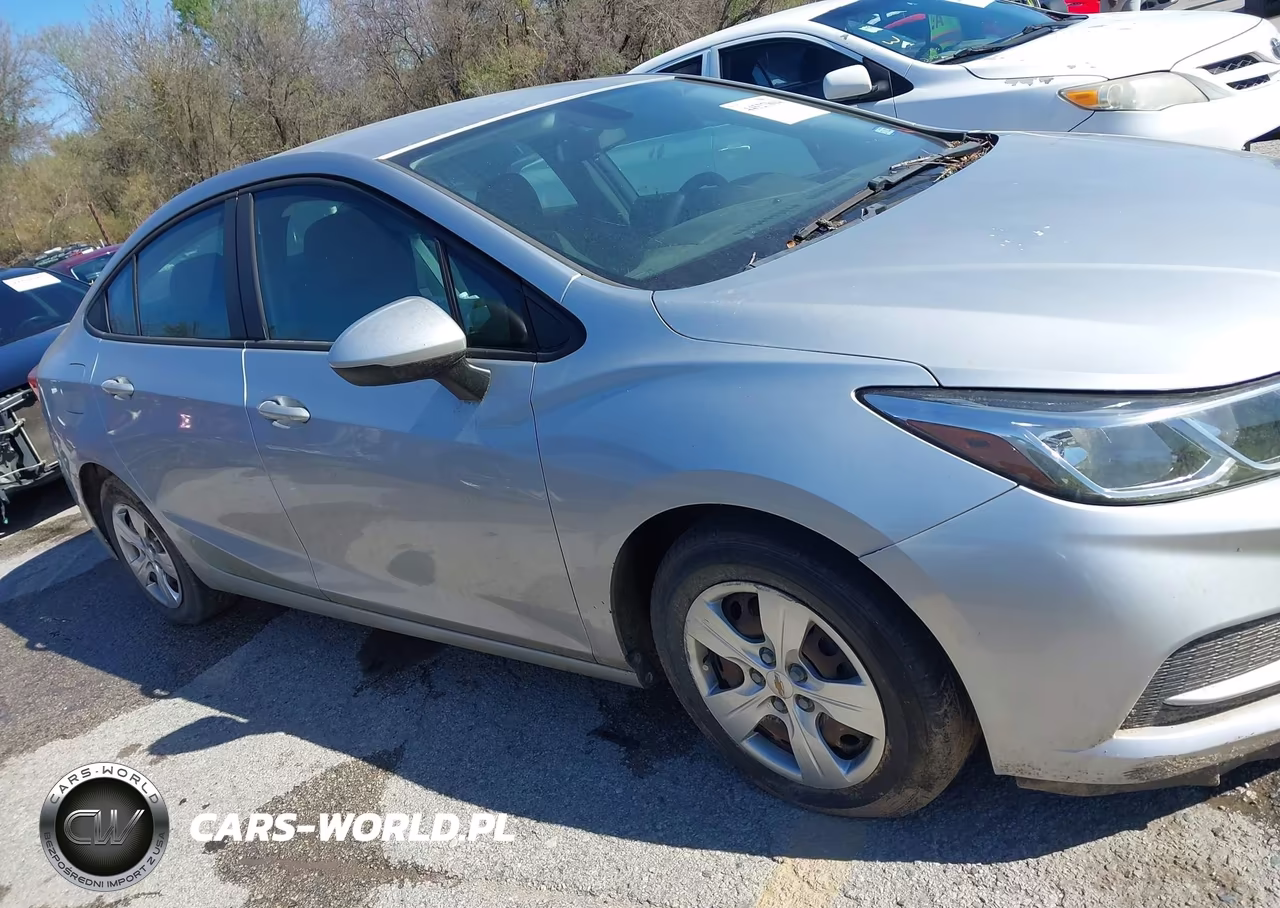 2018 Chevrolet Cruze Ls Auto VIN:1G1BC5SM8J7172257 - 13