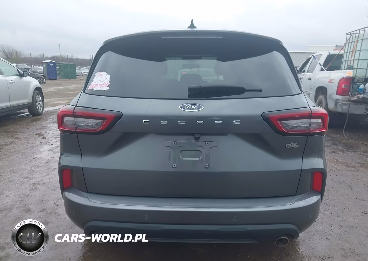 2023 Ford Escape St-Line VIN:1FMCU0MN5PUB30233 - 17