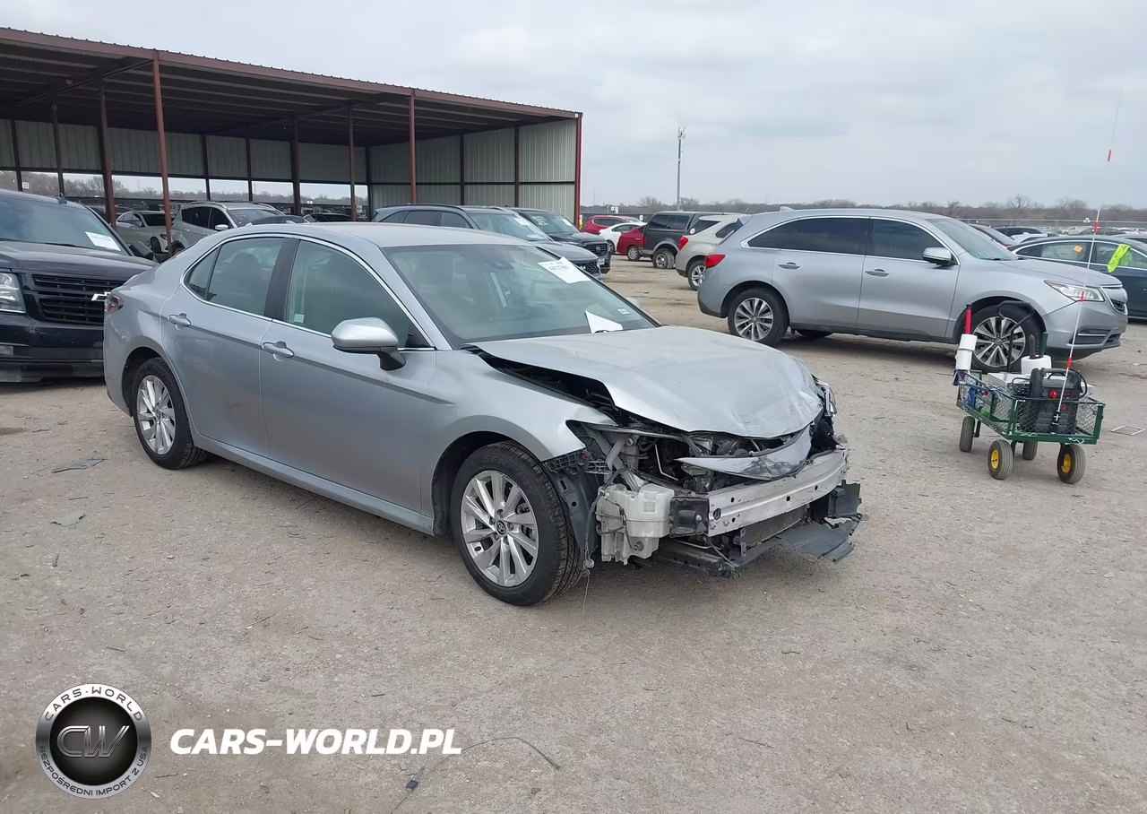 2024 Toyota Camry Le