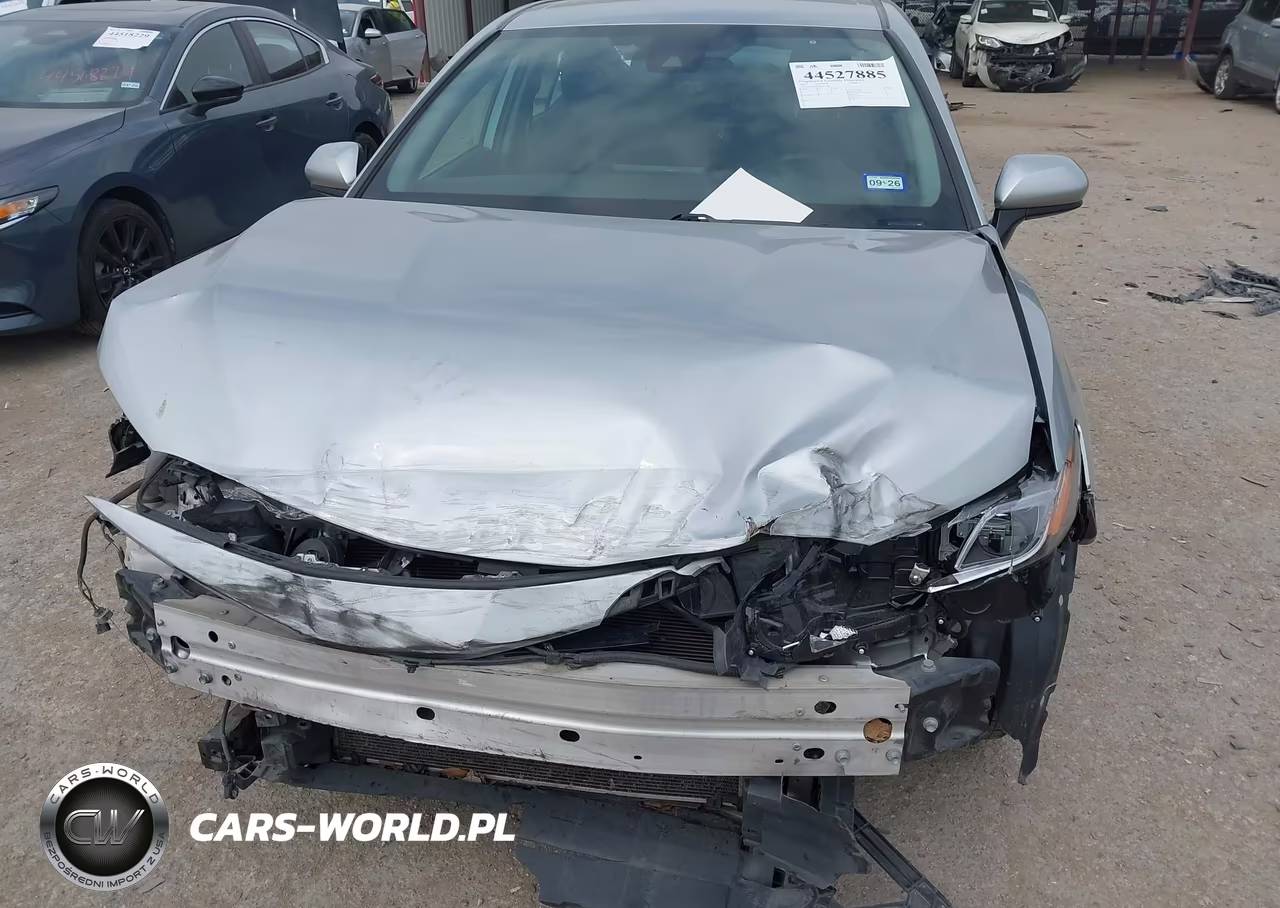 2024 Toyota Camry Le VIN:4T1C11AK7RU847485 - 12