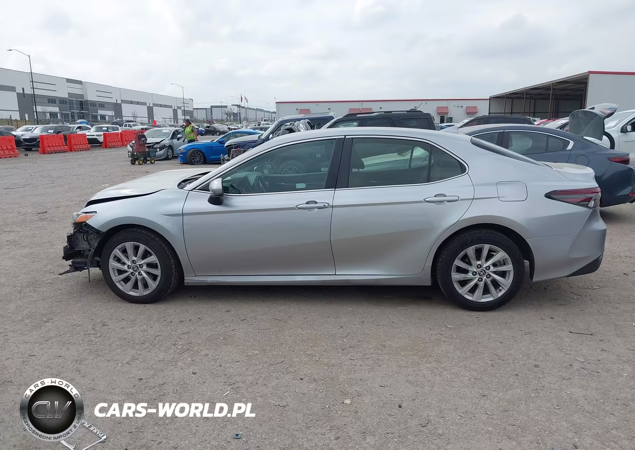 2024 Toyota Camry Le VIN:4T1C11AK7RU847485 - 14