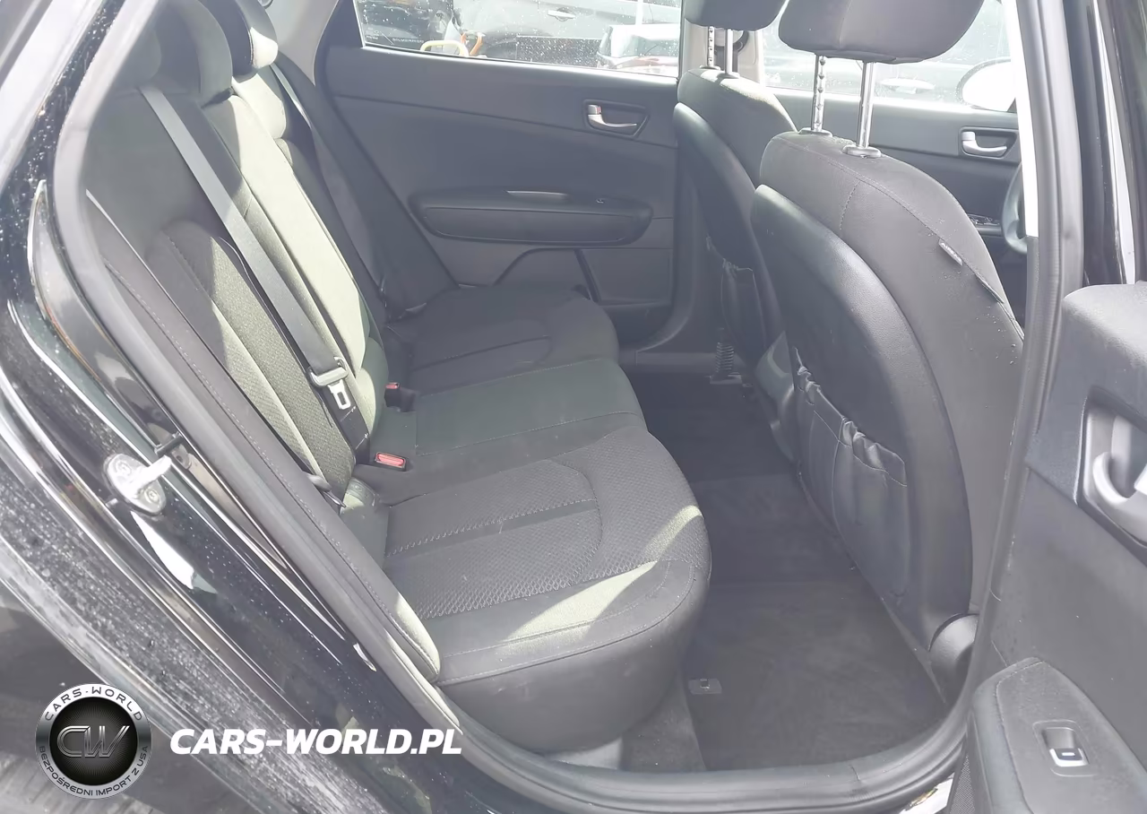 2018 Kia Optima Lx VIN:5XXGT4L30JG267027 - 8