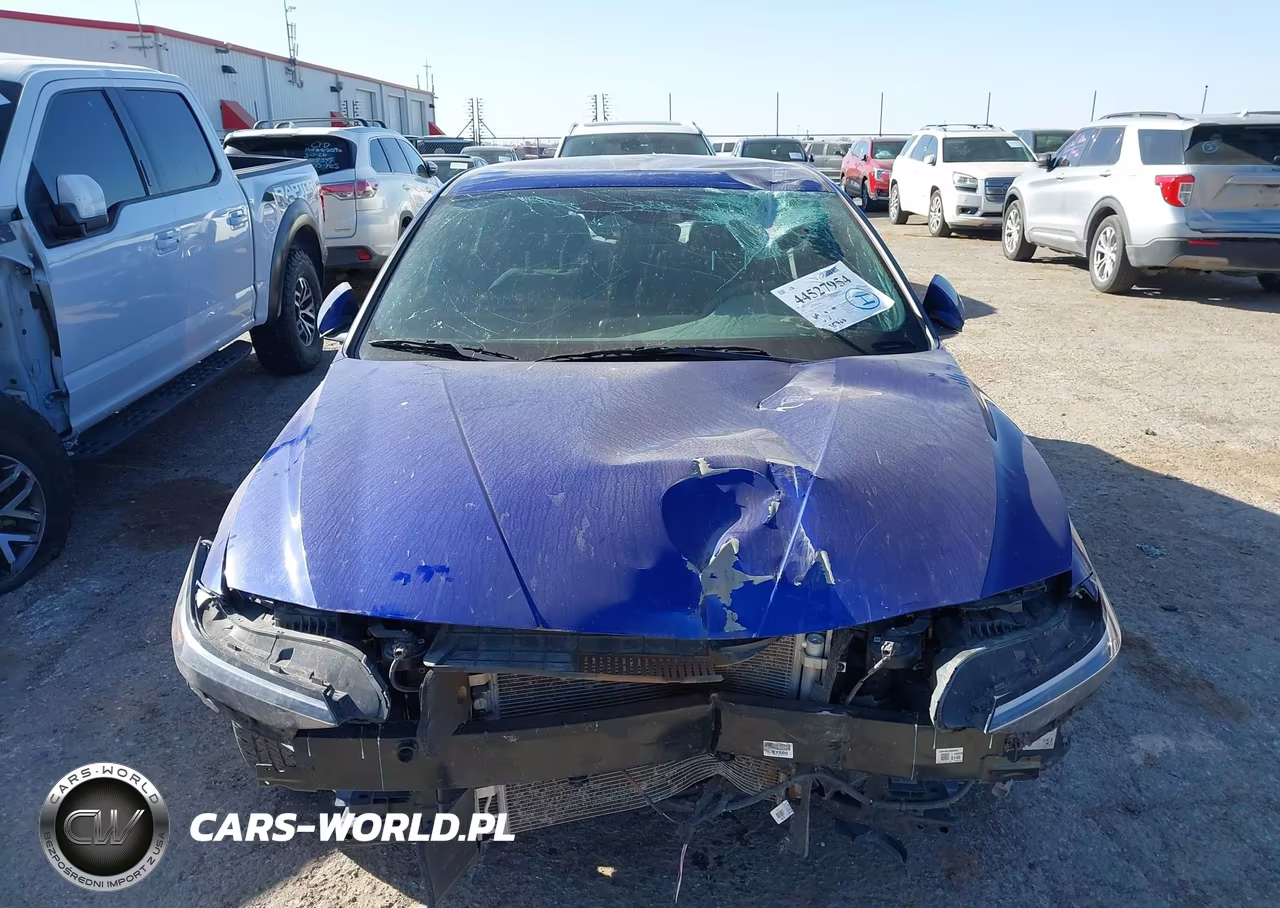 2024 Hyundai Elantra Hybrid Blue VIN:KMHLM4DJ3RU106097 - 13