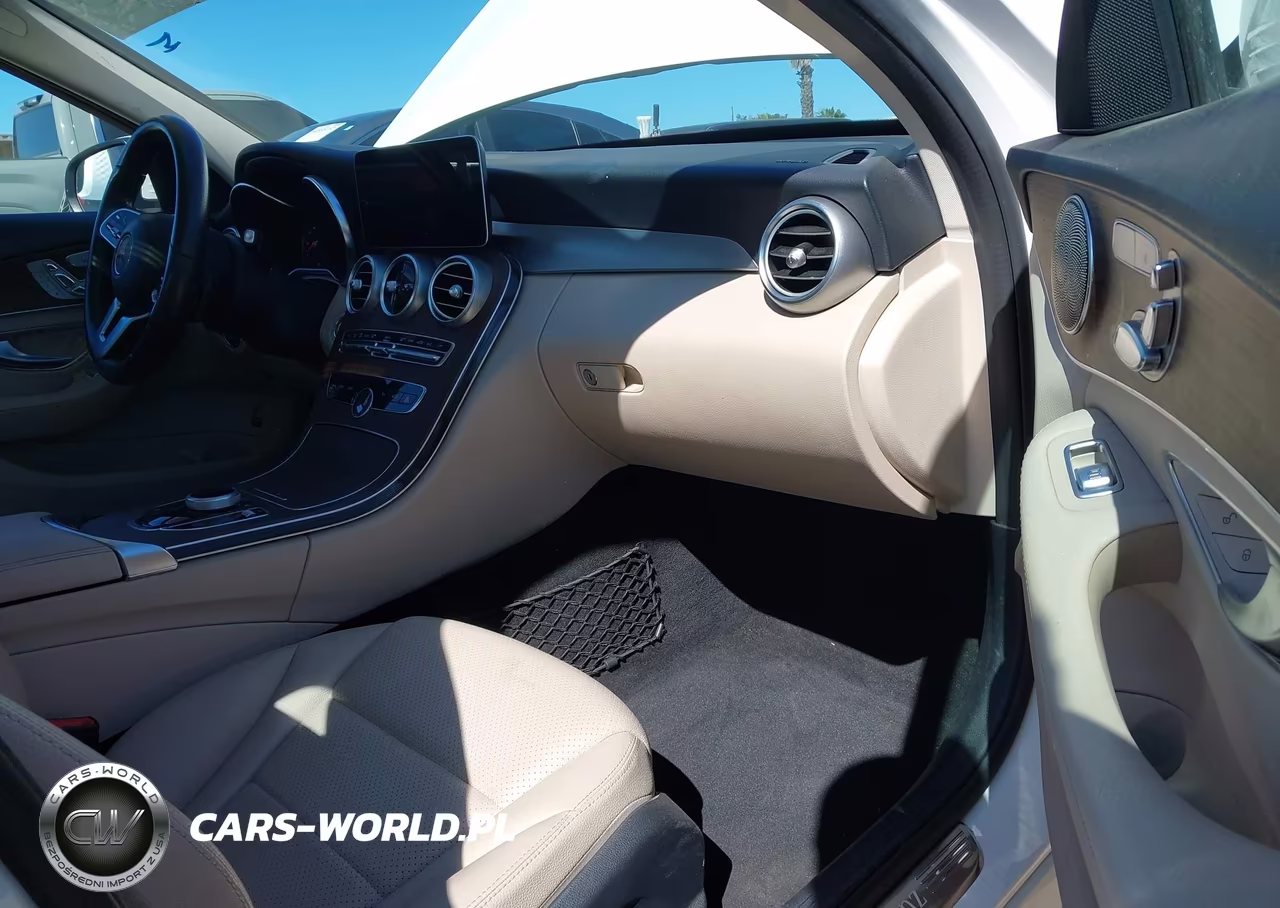 2019 Mercedes-Benz C 300 VIN:55SWF8DB1KU300118 - 5