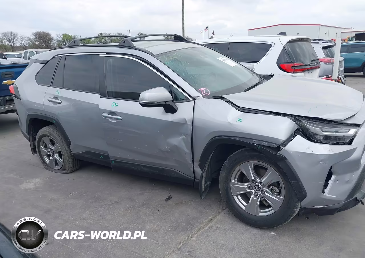 2024 Toyota Rav4 Xle VIN:2T3W1RFV4RW314550 - 13