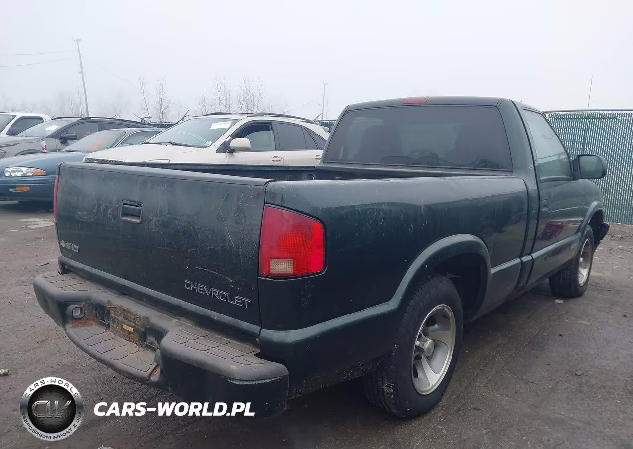 2002 Chevrolet S-10 Ls VIN:1GCCS145228118123 - 4