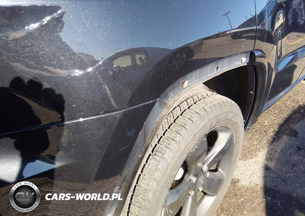 2015 Jeep Grand Cherokee Altitude VIN:1C4RJFAG8FC796541 - 18
