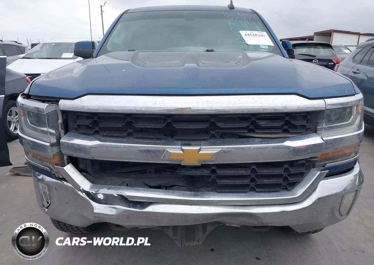 2018 Chevrolet Silverado 1500 1Lt VIN:3GCUCRER4JG346098 - 12