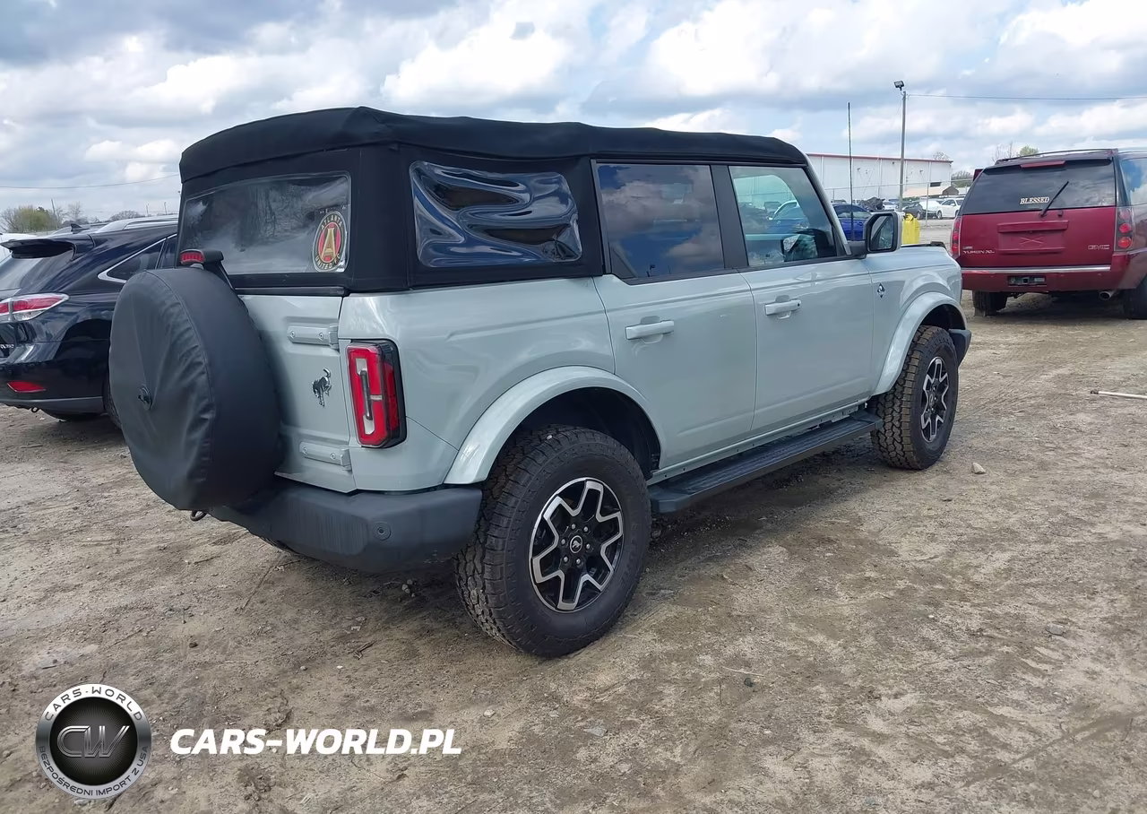 2021 Ford Bronco Outer Banks VIN:1FMDE5DH4MLA61268 - 4