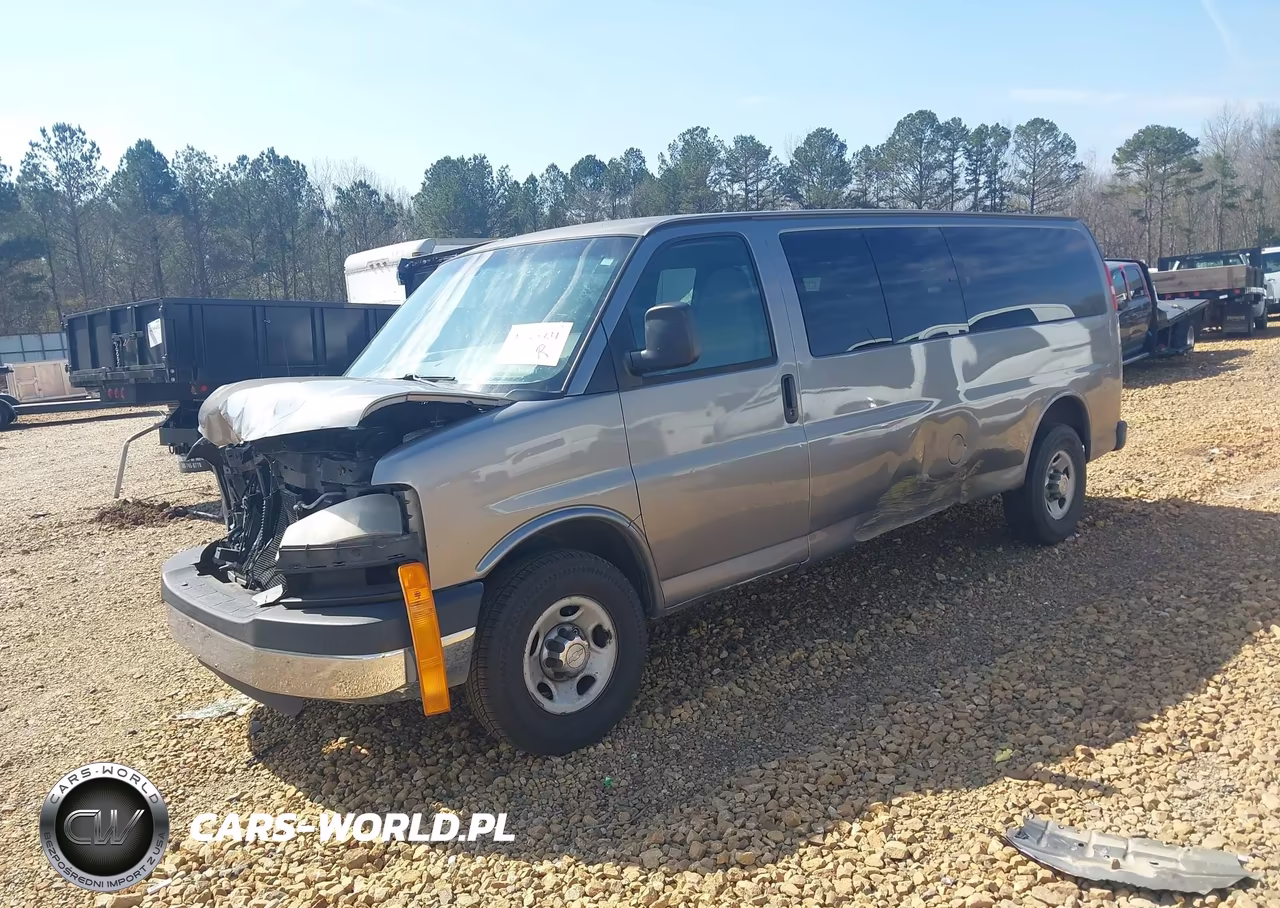 2008 Chevrolet Express Ls VIN:1GAHG39K781228256 - 2