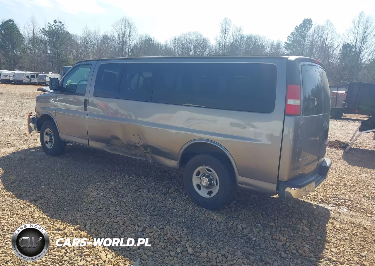 2008 Chevrolet Express Ls VIN:1GAHG39K781228256 - 3