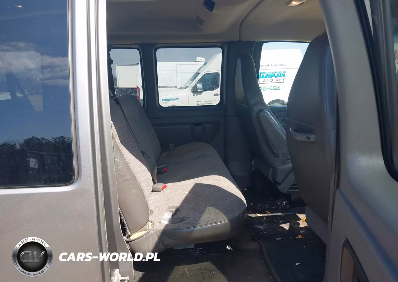 2008 Chevrolet Express Ls VIN:1GAHG39K781228256 - 8