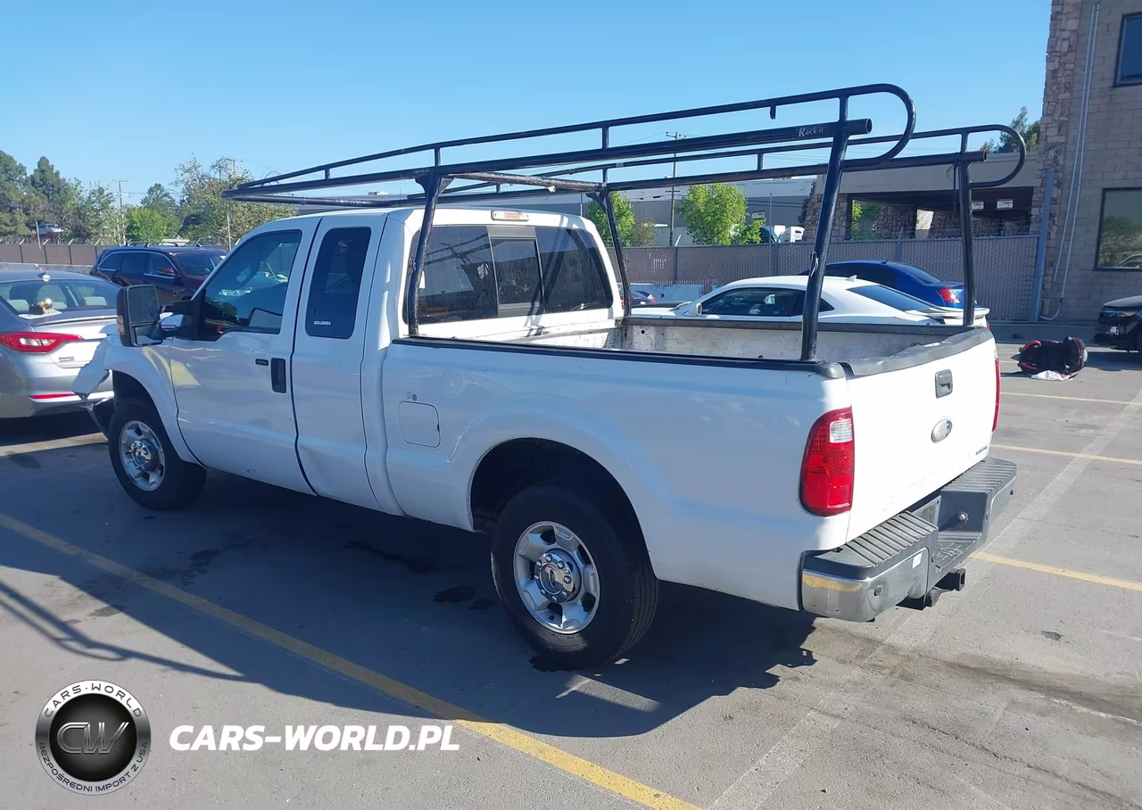2012 Ford F-250 Xlt VIN:1FT7X2A63CEB55223 - 3