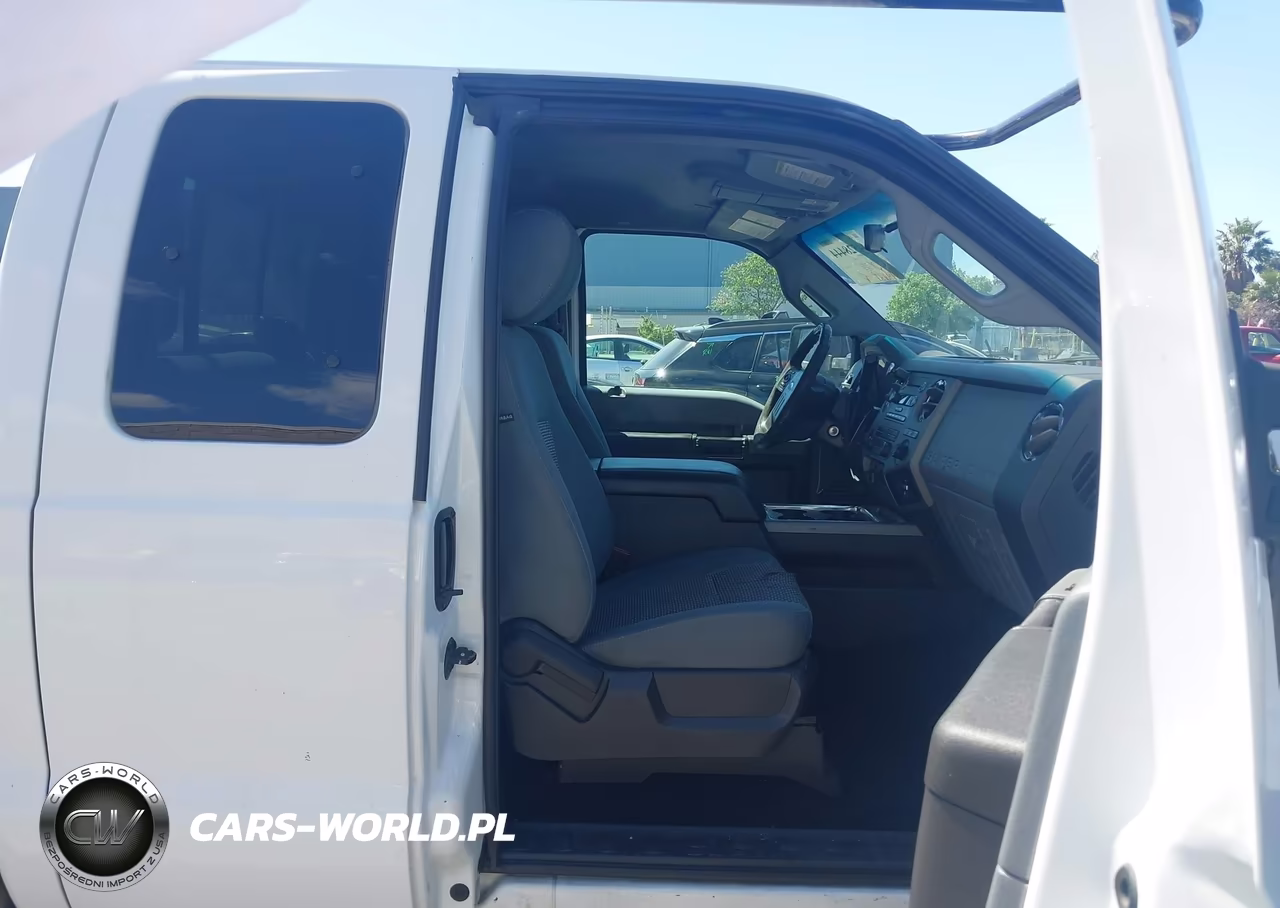 2012 Ford F-250 Xlt VIN:1FT7X2A63CEB55223 - 5