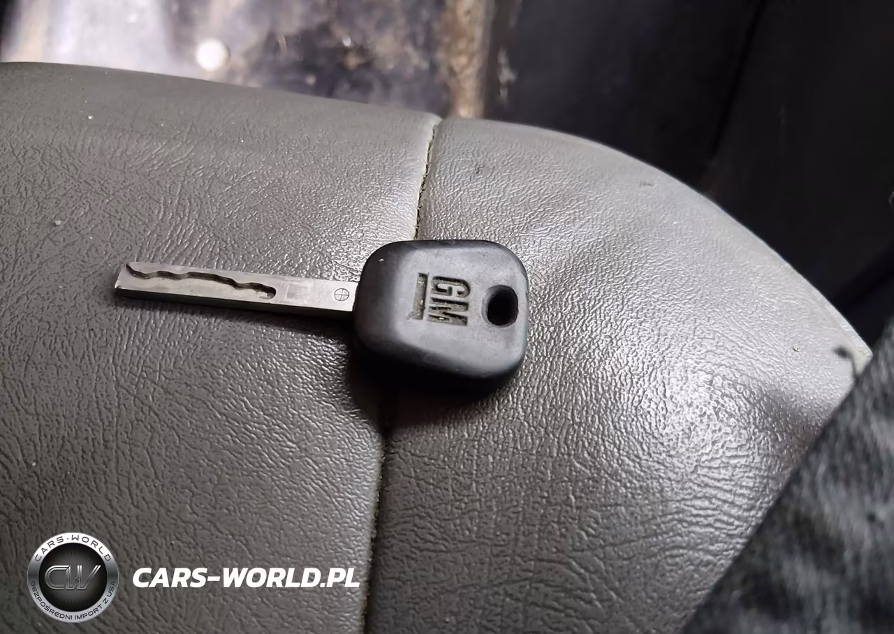 2018 Chevrolet Express 2500 Work Van VIN:1GCWGAFG2J1336888 - 11
