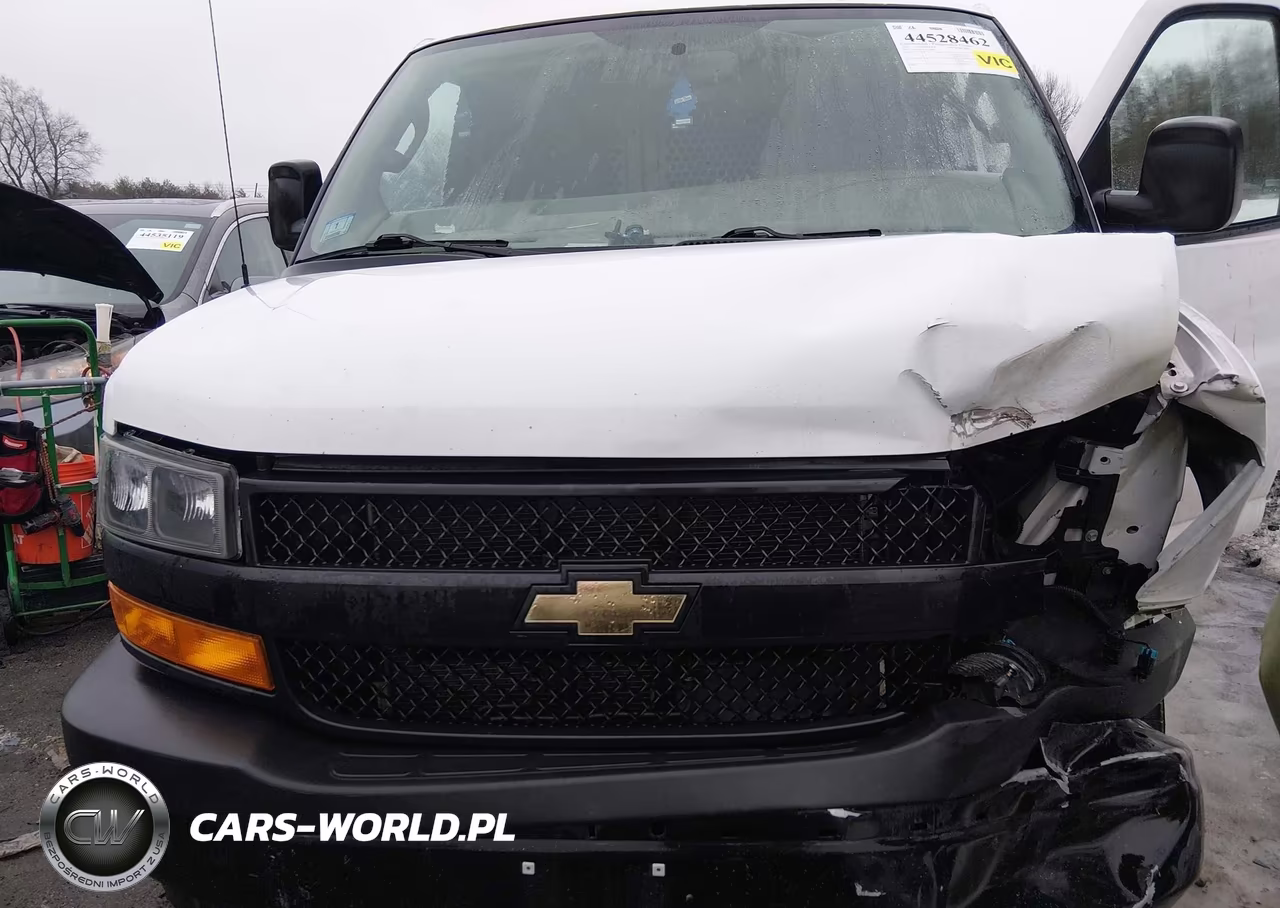 2018 Chevrolet Express 2500 Work Van VIN:1GCWGAFG2J1336888 - 6