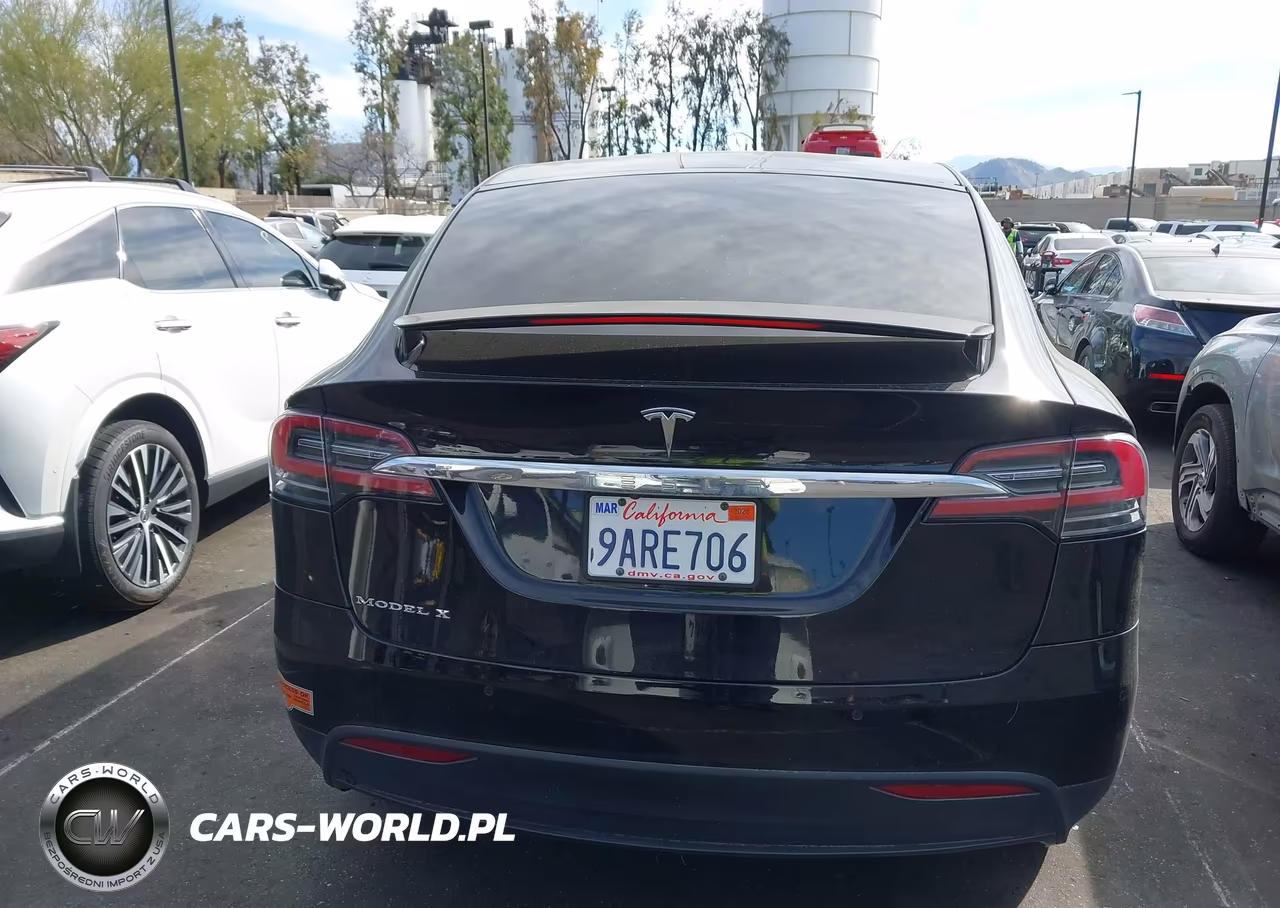 2018 Tesla Model X 100D-75D-P100D VIN:5YJXCAE24JF126967 - 17