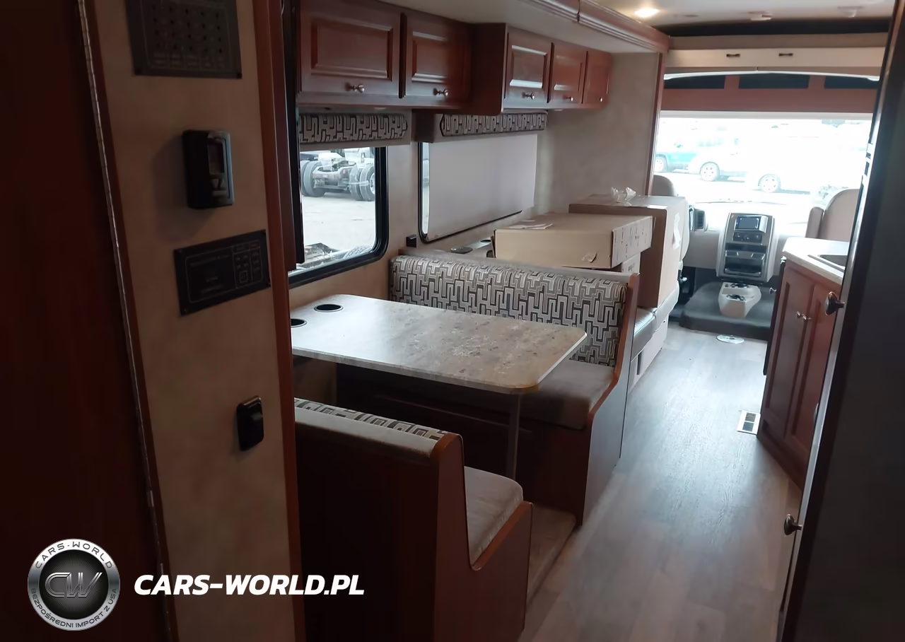 2019 Winnebago Vista 32Ye VIN:1F65F5DYXJ0A14672 - 15