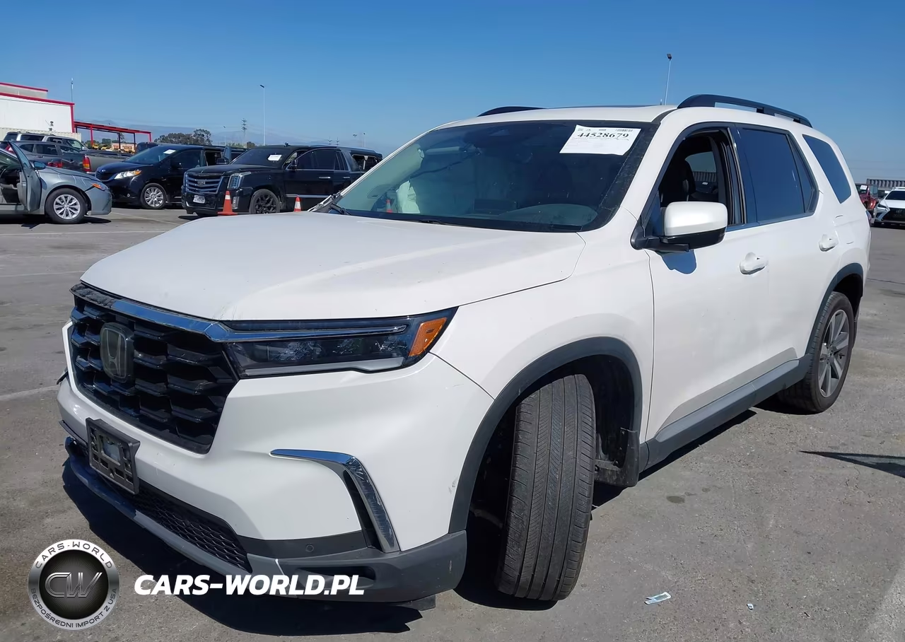 2025 Honda Pilot Touring VIN:5FNYG2H77SB010752 - 2