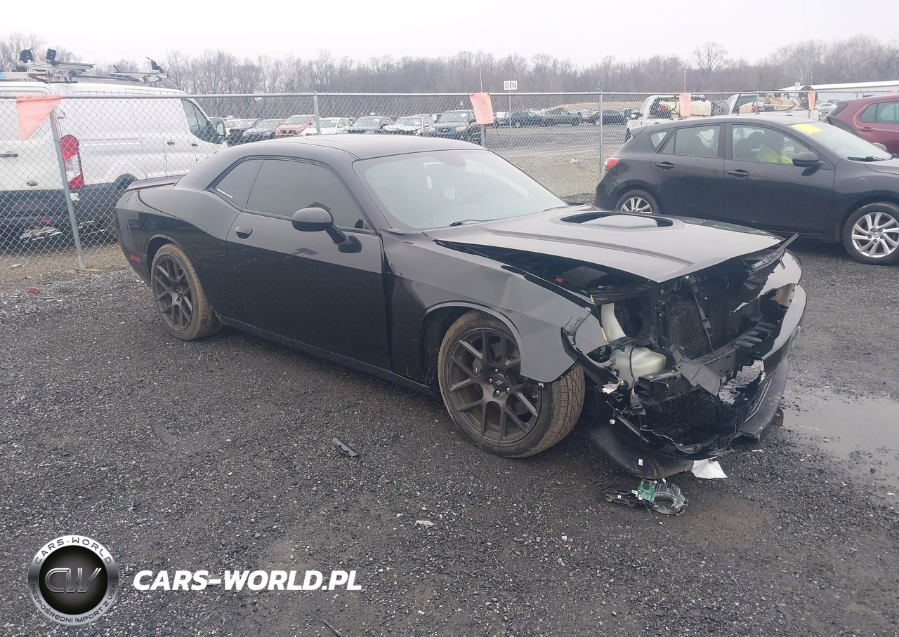 2017 Dodge Challenger 392 Hemi Scat Pack Shaker