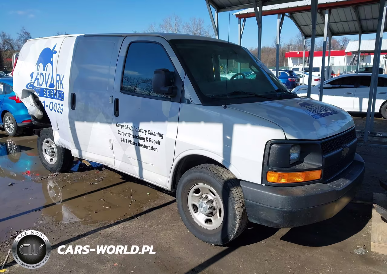 2017 Chevrolet Express 2500 Work Van