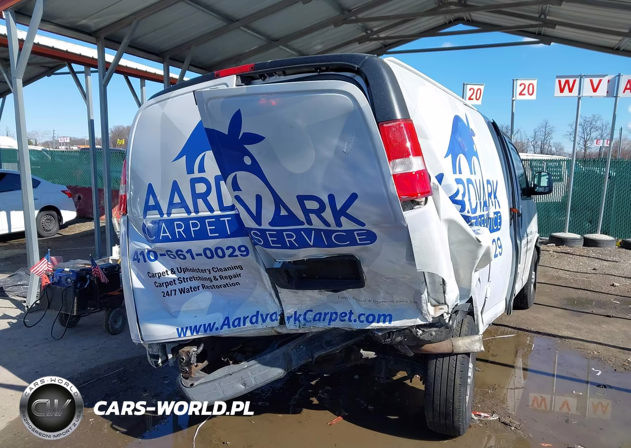 2017 Chevrolet Express 2500 Work Van VIN:1GCWGAFF5H1257703 - 18