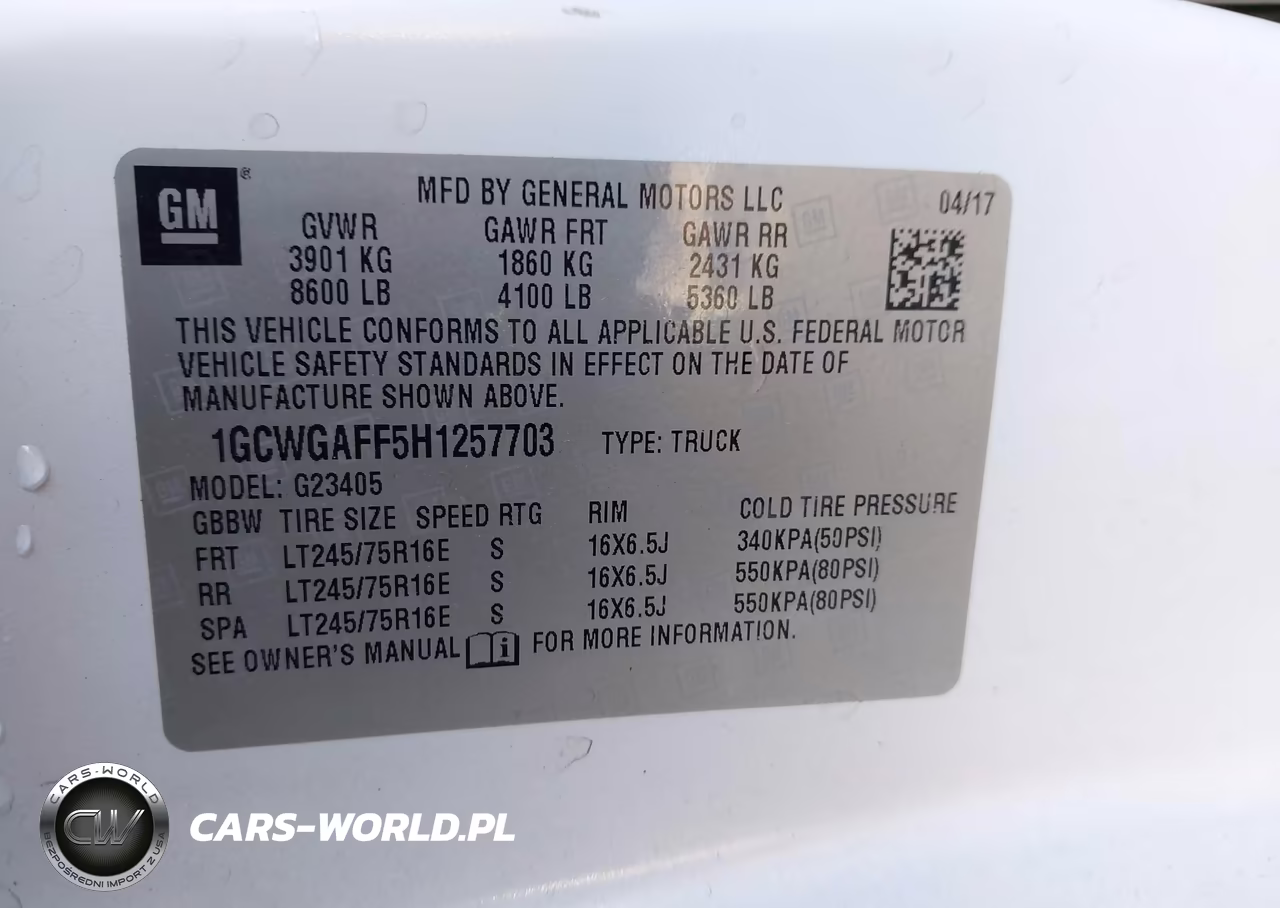 2017 Chevrolet Express 2500 Work Van VIN:1GCWGAFF5H1257703 - 9