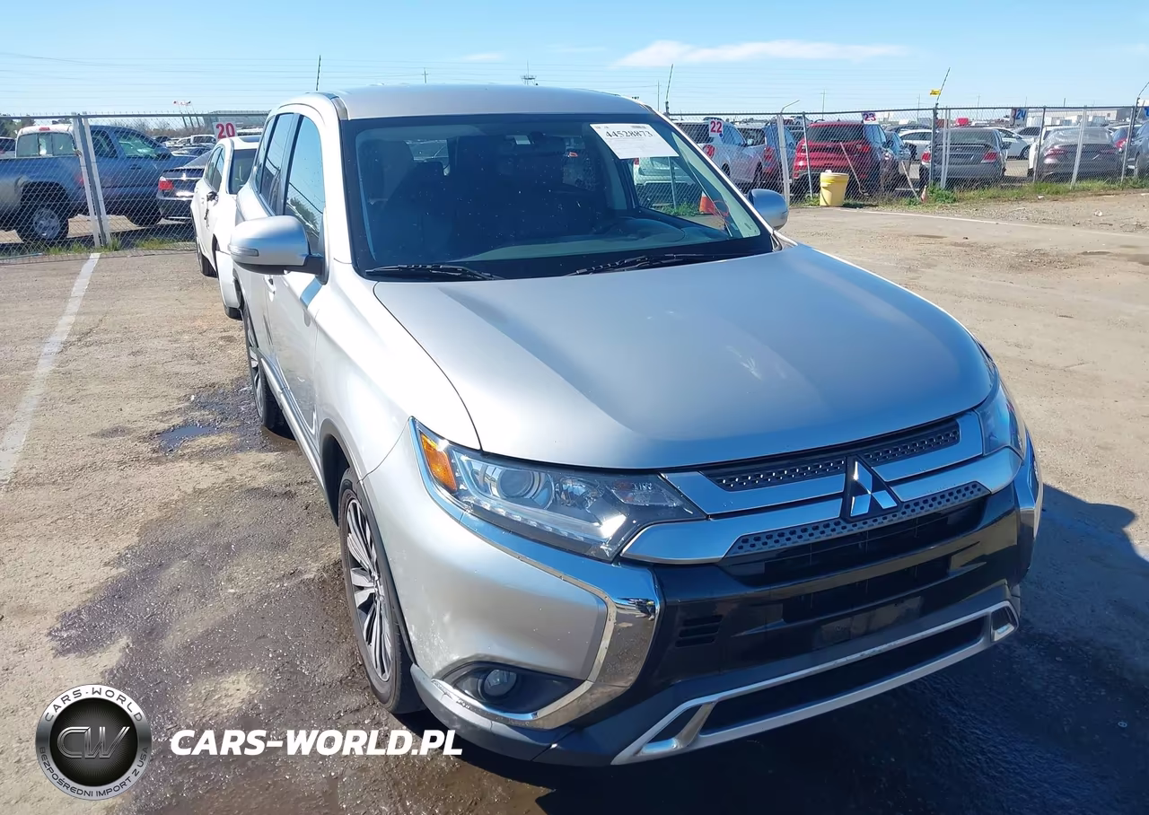 2019 Mitsubishi Outlander Se