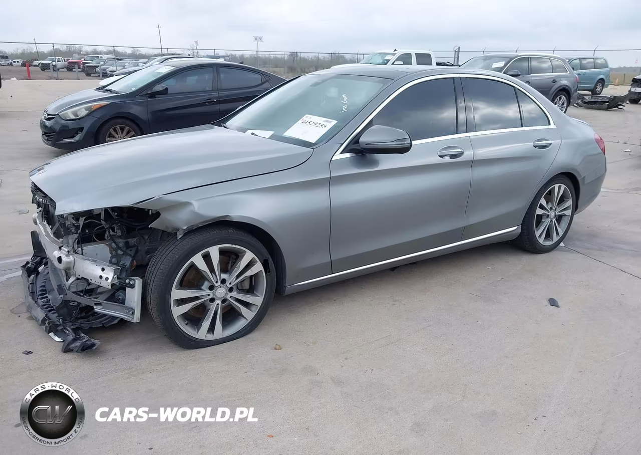 2016 Mercedes-Benz C 300 VIN:55SWF4JB0GU163371 - 2