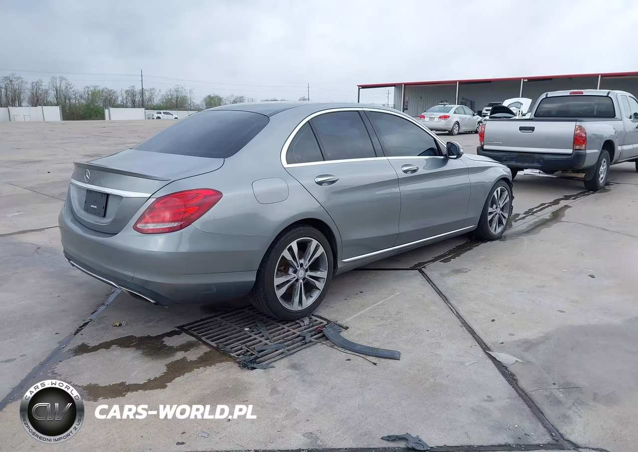 2016 Mercedes-Benz C 300 VIN:55SWF4JB0GU163371 - 4