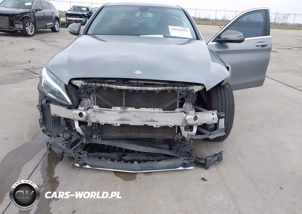 2016 Mercedes-Benz C 300 VIN:55SWF4JB0GU163371 - 6