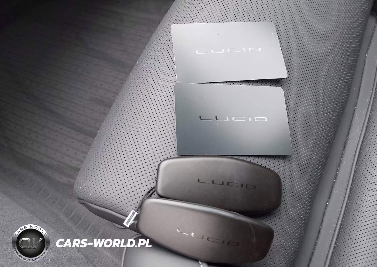 2025 Lucid Air Pure VIN:50EA1PGA9SA008535 - 11