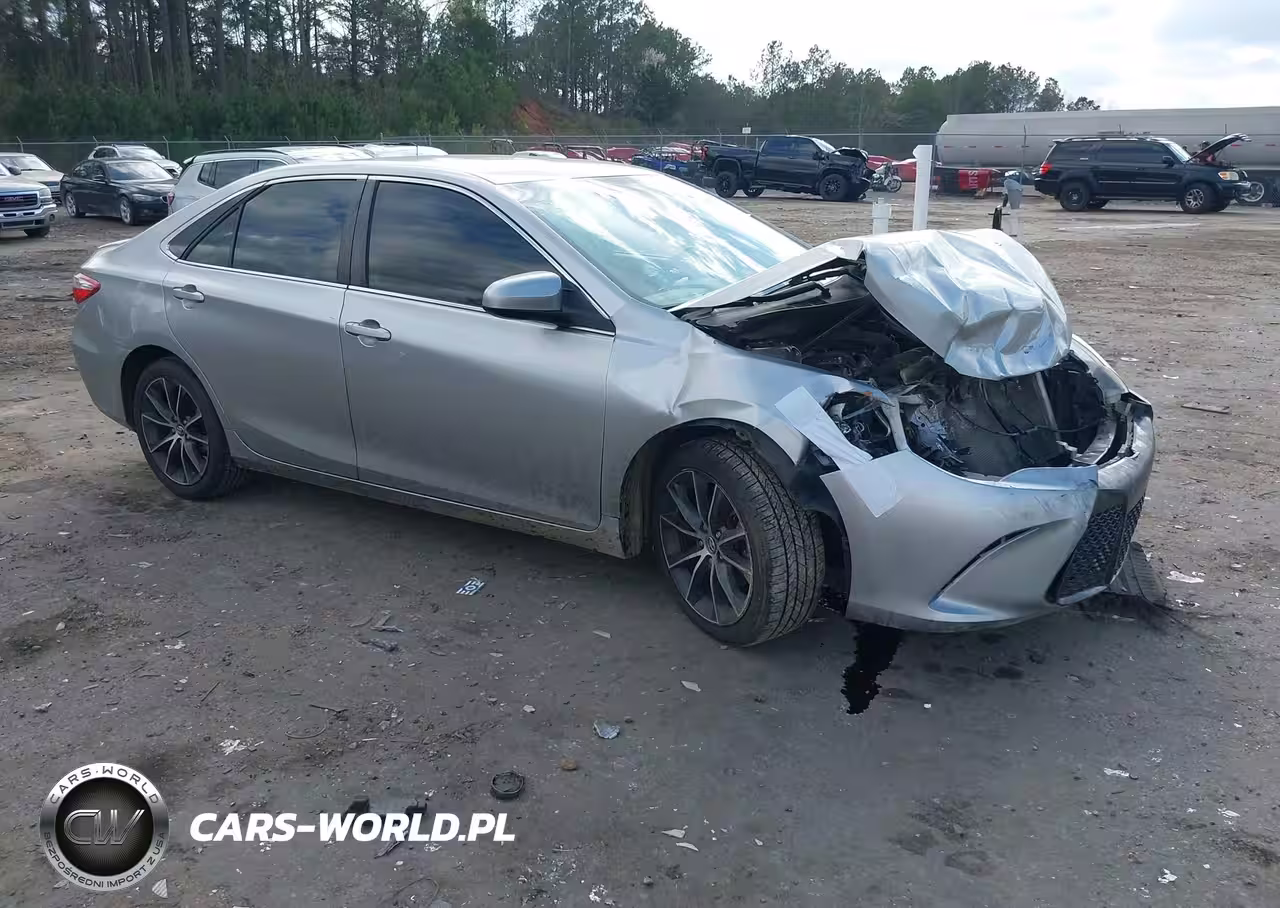 2015 Toyota Camry Xse