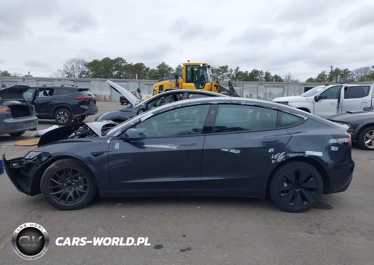 2024 Tesla Model 3 Long Range Dual Motor All-Wheel Drive-Rear-Wheel Drive VIN:5YJ3E1EA8RF855646 - 13