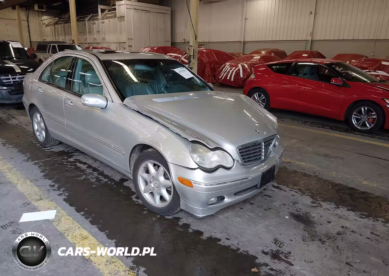 2004 Mercedes-Benz C 240 4Matic