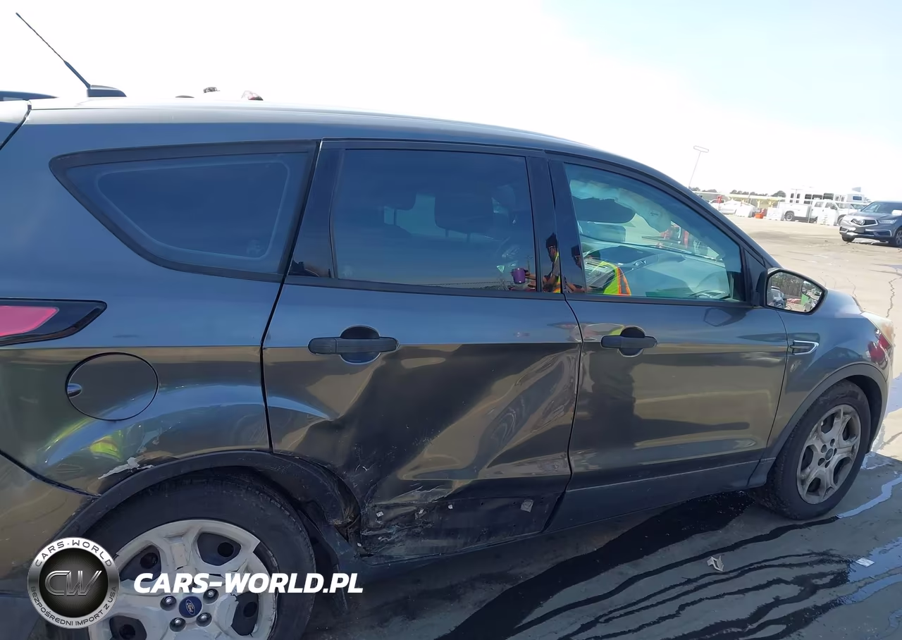 2017 Ford Escape S VIN:1FMCU0F7XHUC83951 - 13