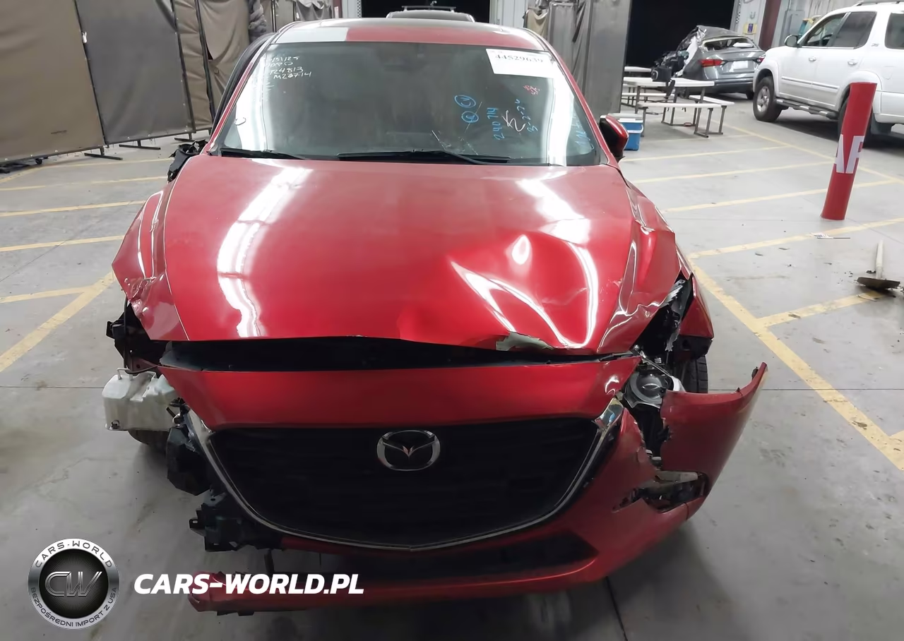 2018 Mazda Mazda3 Grand Touring VIN:3MZBN1W32JM240714 - 11