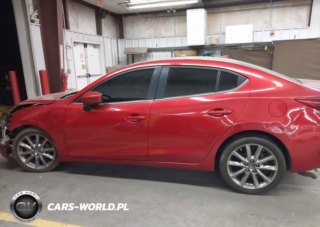 2018 Mazda Mazda3 Grand Touring VIN:3MZBN1W32JM240714 - 13